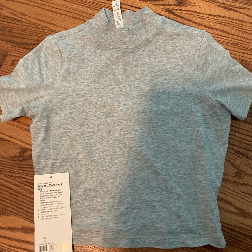 NWT Lululemon Grey Kitsolano Mockneck Tee Size 2